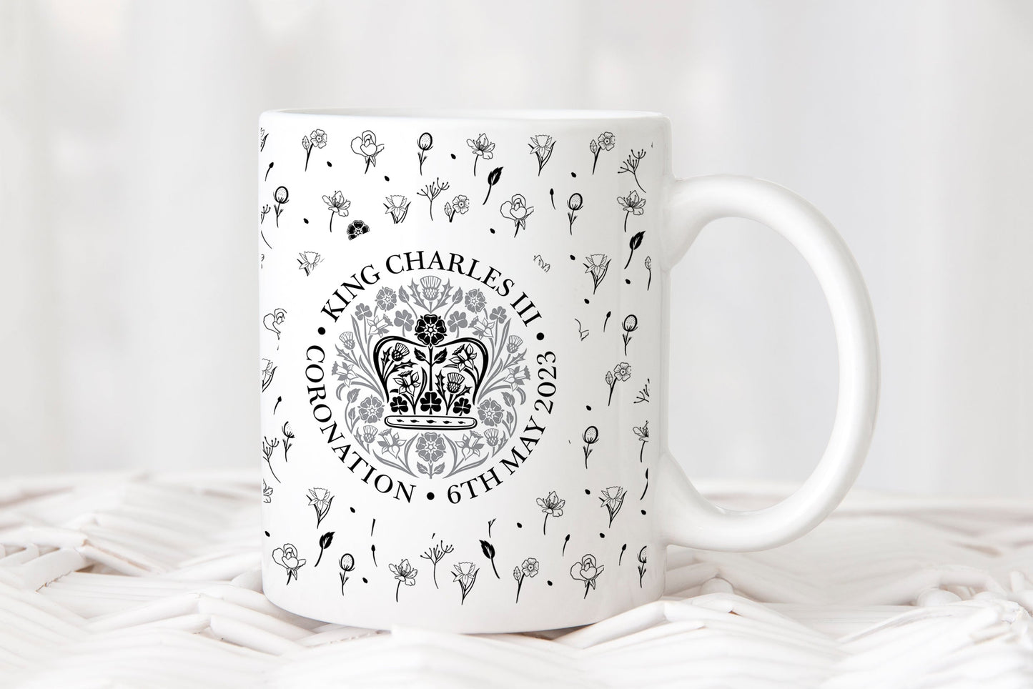 Pink Royal Coronation Memorabilia Mug (official emblem)
